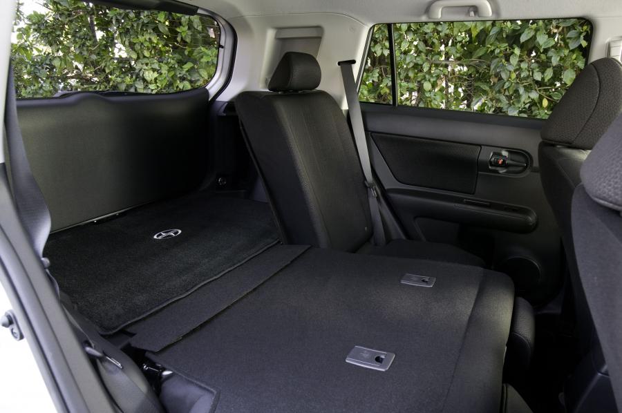  Scion xB 2007 года  (фото 180 из 221)